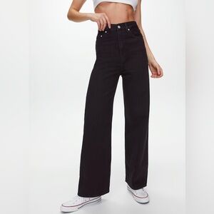 Levi's High Rise Loose Size 26 Trainwreck